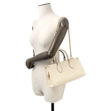 将图像加载到图库查看器中,LOUIS VUITTON Onthego claimM23698 Monogram Empreinte Leather Size EW