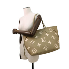 将图像加载到图库查看器中,LOUIS VUITTON Neverfull Khaki/CremeM46649 Monogram Empreinte Leather Size MM