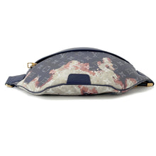将图像加载到图库查看器中,LOUIS VUITTON Discovery Bumbag NavyM23905 Monogram・Bleach Size PM