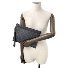 将图像加载到图库查看器中,LOUIS VUITTON Pochette to Go NoirM81569 Monogram Eclipse