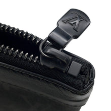 将图像加载到图库查看器中,LOUIS VUITTON Pochette to Go NoirM81569 Monogram Eclipse