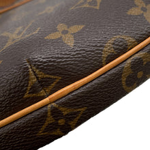 将图像加载到图库查看器中,LOUIS VUITTON Pochette・Croissant RedM51510 Monogram