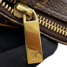 将图像加载到图库查看器中,LOUIS VUITTON Pochette・Croissant RedM51510 Monogram