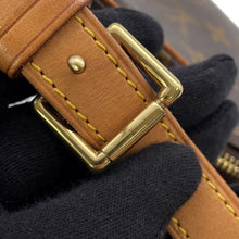 将图像加载到图库查看器中,LOUIS VUITTON Pochette・Croissant RedM51510 Monogram