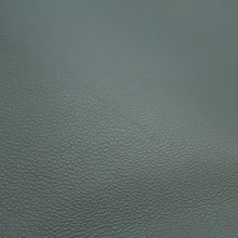 Load image into Gallery viewer, HERMES Victoria 2 12H Vert Amand Evercolor