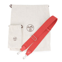 Load image into Gallery viewer, HERMES Evelyne 3 Sanguine Taurillon Clemence Size PM