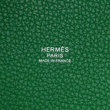Load image into Gallery viewer, HERMES Picotin Lock Mono Chrome Bamboo Taurillon Clemence Size PM