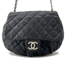 将图像加载到图库查看器中,CHANEL Luxury Chain Around Shoulder Bag Black Leather