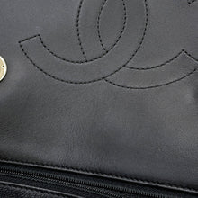 将图像加载到图库查看器中,CHANEL Matelasse ChainShoulder Bag Black/White/Red Mouton Lambskin