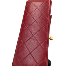 将图像加载到图库查看器中,CHANEL Matelasse ChainShoulder Bag Red Lambskin Size 17