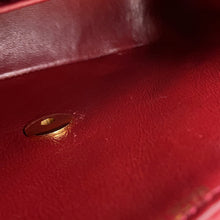 将图像加载到图库查看器中,CHANEL Matelasse ChainShoulder Bag Red Lambskin Size 17