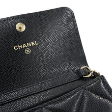 将图像加载到图库查看器中,CHANEL CC Logo Matelasse Chain Wallet Black Caviar Leather/Faux Pearl