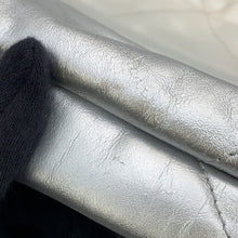 将图像加载到图库查看器中,CHANEL CHANEL22 ChainShoulder Bag White/SilverAS3980 Shiny Calf Leather Size Mini