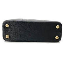 将图像加载到图库查看器中,LOUIS VUITTON Capucines NoirM59269 Enamel Leather Size BB