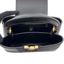将图像加载到图库查看器中,LOUIS VUITTON Capucines NoirM59269 Enamel Leather Size BB