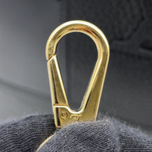 将图像加载到图库查看器中,LOUIS VUITTON Capucines NoirM59269 Enamel Leather Size BB