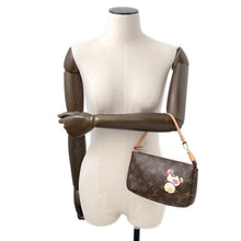 将图像加载到图库查看器中,LOUIS VUITTON Pochette Accessoires BrownM51981 Monogram Panda Takashi Murakami