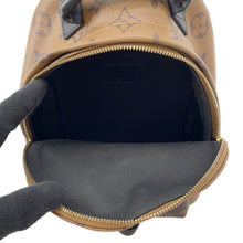 将图像加载到图库查看器中,LOUIS VUITTON Palm Springs Backpack NoirM44872 Monogram Monogram Reverse Canvas Size MINI