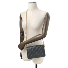 将图像加载到图库查看器中,LOUIS VUITTON Pochette・Coussin NoirM82116 Monogram Embossed Lamb Leather