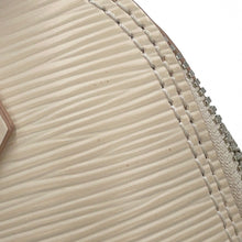 Load image into Gallery viewer, LOUIS VUITTON Nano Alma QuartzM82411 Epi Leather Size Nano