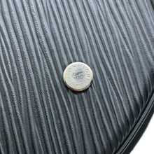 将图像加载到图库查看器中,LOUIS VUITTON Cannes NoirM52226 Epi Leather