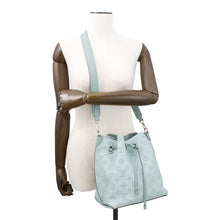 将图像加载到图库查看器中,LOUIS VUITTON Mulia Vert LagoonM55906 Monogram Mahina