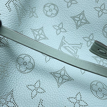 Load image into Gallery viewer, LOUIS VUITTON Mulia Vert LagoonM55906 Monogram Mahina