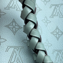 将图像加载到图库查看器中,LOUIS VUITTON Mulia Vert LagoonM55906 Monogram Mahina