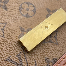 将图像加载到图库查看器中,LOUIS VUITTON Portefeuille・Dauphine NoirM68746 Monogram/Monogram Reverse Canvas