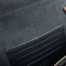 将图像加载到图库查看器中,LOUIS VUITTON Portefeuille・Dauphine NoirM68746 Monogram/Monogram Reverse Canvas