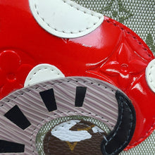 将图像加载到图库查看器中,LOUIS VUITTON Conte De Fees Pochette - Fairy Tail Khaki/BeigeM92274 Monogram Mini Monogram・Graffiti Epi Leather Vernis