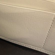 将图像加载到图库查看器中,GUCCI Horsebit 1955 Chain Wallet Beige/White621888 PVC/Leather
