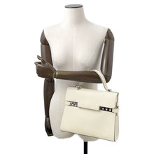 将图像加载到图库查看器中,Delvaux Tempate Off-white Leather Size MM