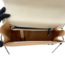 将图像加载到图库查看器中,Delvaux Tempate Off-white Leather Size MM