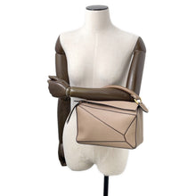 将图像加载到图库查看器中,LOEWE Puzzle bag Greige/BrownA510S21X67 Leather Size Small