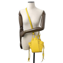 将图像加载到图库查看器中,LOEWE Hammock DrawstringBag YellowA538V07X15 Calf Leather Size Mini