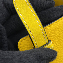 将图像加载到图库查看器中,LOEWE Hammock DrawstringBag YellowA538V07X15 Calf Leather Size Mini