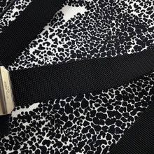 将图像加载到图库查看器中,SAINT LAURENT PARIS Classic Hunter Backpack Black/White326865 Canvas Leather