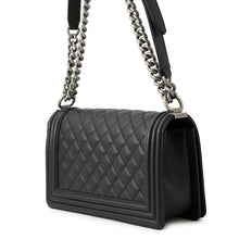 将图像加载到图库查看器中,CHANEL Boy Chanel ChainShoulder Bag BlackA67086 Caviar Leather Size 25