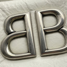 将图像加载到图库查看器中,BALENCIAGA Monaco Camera Bag White806459 Leather Size XS