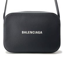 Load image into Gallery viewer, BALENCIAGA Everyday camera bag Black552370 Leather Size S