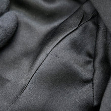 Load image into Gallery viewer, CHANEL Tweed Coat Size 38 BlackP57222 Acryl35% Polyester23% Nylon20% Cotton11% Wool 8% Rayon3% Leather