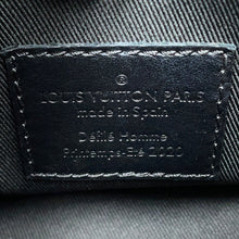 Load image into Gallery viewer, LOUIS VUITTON Triangle Messenger NoirM45070 Monogram / Toughtage