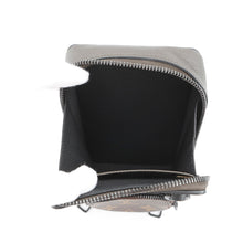 将图像加载到图库查看器中,LOUIS VUITTON Phone box Khaki/BrownM30581 Taiga Leather Monogram