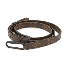 将图像加载到图库查看器中,LOUIS VUITTON Phone box Khaki/BrownM30581 Taiga Leather Monogram