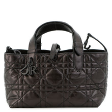 Load image into Gallery viewer, Dior To Jules Macrocannage BlackM2822SNIO Crinkled Calf Leather Size Small