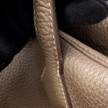 Load image into Gallery viewer, HERMES Victoria2 Etoupe Taurillon Clemence Size 35