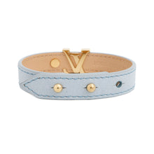 将图像加载到图库查看器中,LOUIS VUITTON Bracelet LV Iconic Size 17 Blue OrumpM8104F Leather