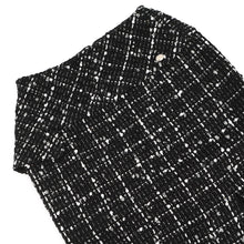 将图像加载到图库查看器中,CHANEL Tweed Tight Skirt Size 38 BlackP65335 Wool 31% Acryl28% Cotton23% Nylon10% Polyester8%