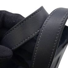 Load image into Gallery viewer, HERMES In the loop Caban Taurillon Clemence Swift Leather Size 18